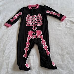 Halloween girls 6-9 months black with pink skeleton design pajama costume, EUC
